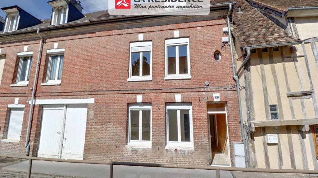 Maison de ville à vendre 122 000 € 4 pièces 3 chambres 75 m² 135 m² de terrain Le Levant Les Andelys 27700