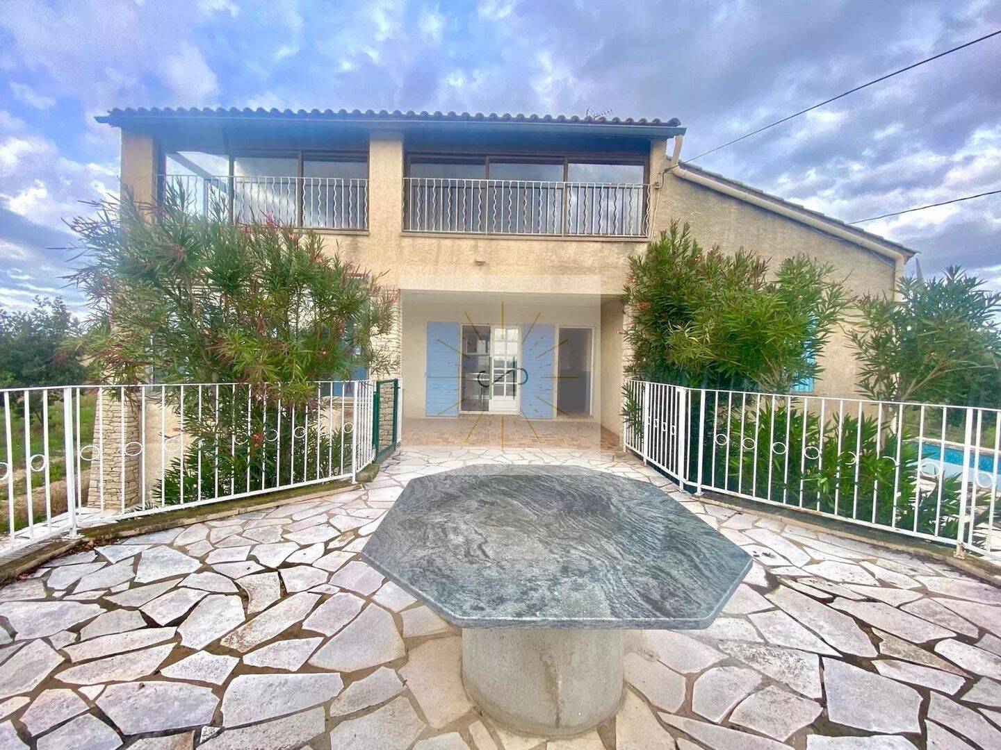 Maison à vendre, 130m², SUZE LA ROUSSE