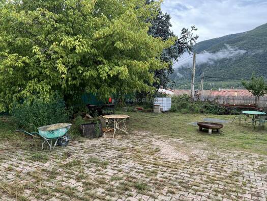 Appartement à vendre 89 900 € 4 pièces 3 chambres 127 m² RDC Arles-sur-Tech 66150