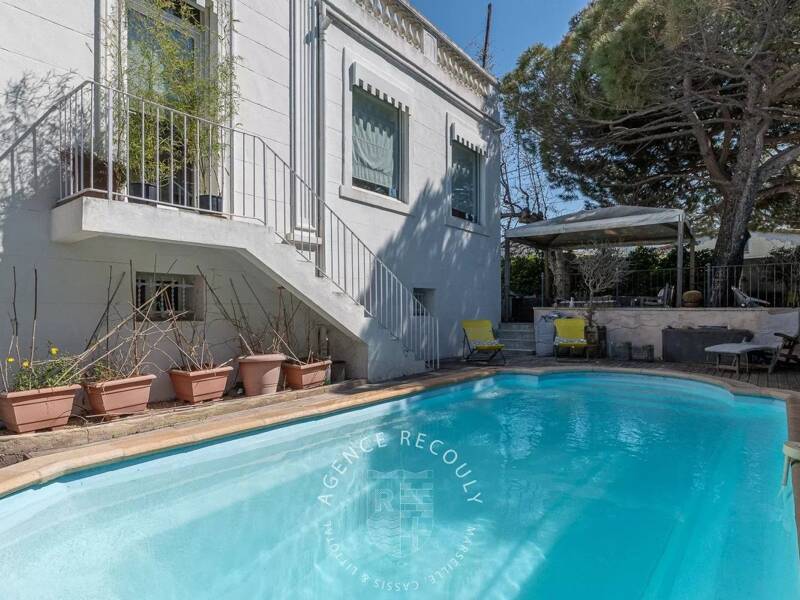 Maison à vendre, 307m², MARSEILLE 8E