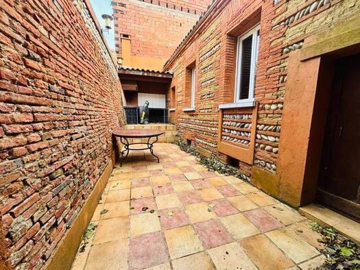 Immeuble à vendre 328 290 € 186 m² Venerque 31810