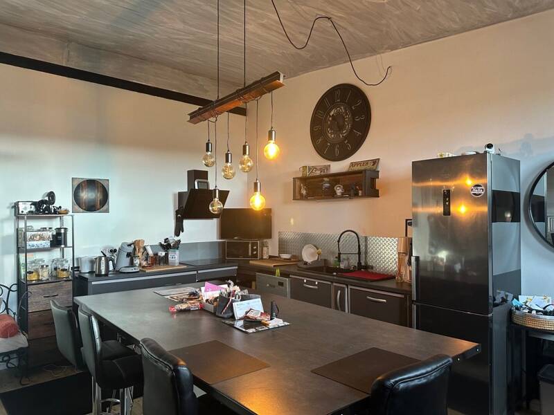 Maison à vendre, 385m², PONTPIERRE