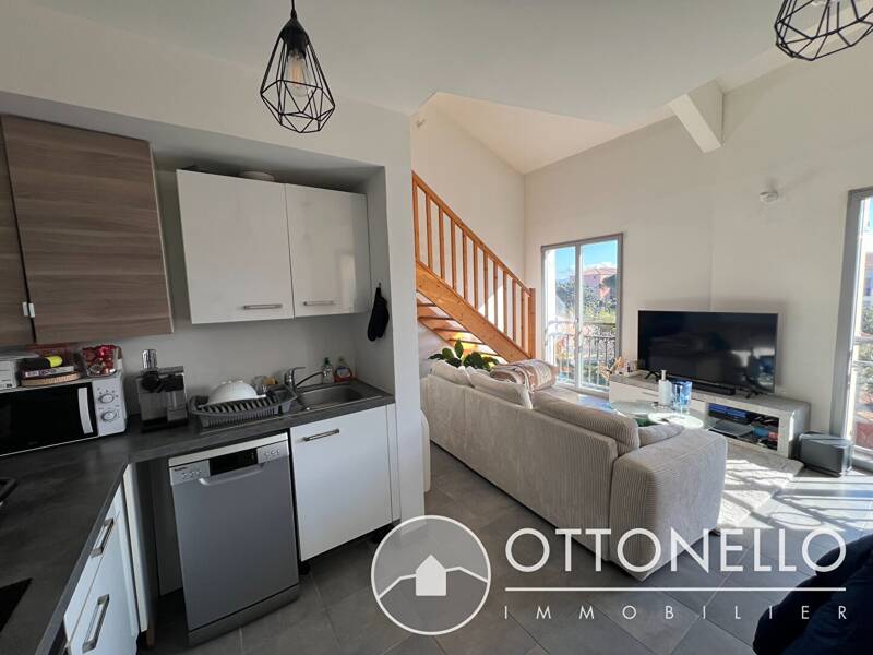 Maison à louer, 44m², ROQUEBRUNE SUR ARGENS