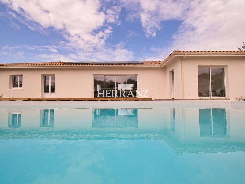 Maison à vendre, 139m², PORCHERES