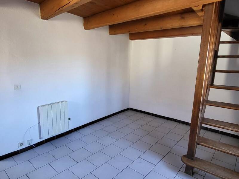 Maison à louer, 43m², JOYEUSE