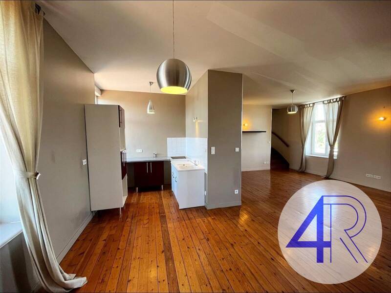 Maison à louer, 98m², BELLEVILLE