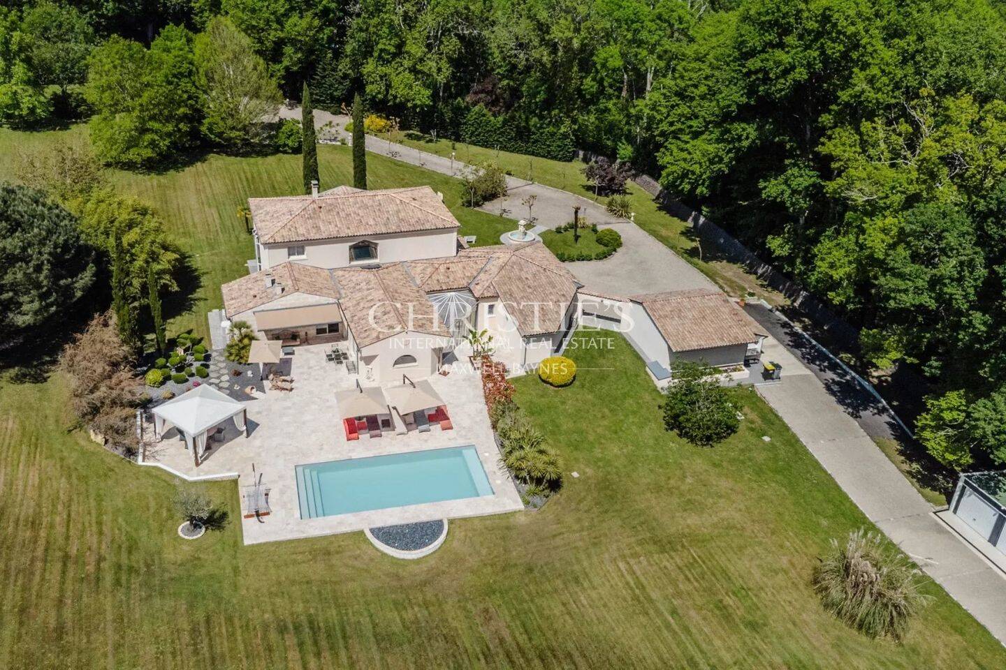 Maison à vendre, 347m², FARGUES SAINT HILAIRE