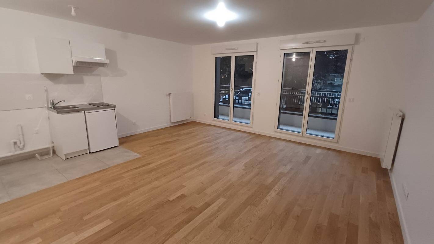 Maison à louer, 35m², COURBEVOIE