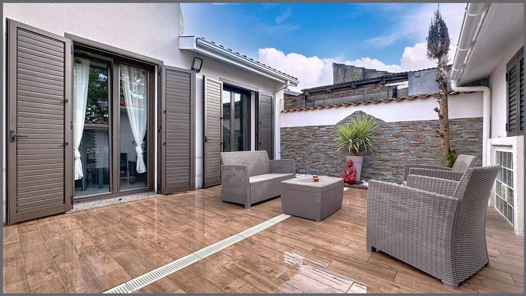 Maison de ville à vendre 429 000 € 6 pièces 4 chambres 100 m² 368 m² de terrain Talence 33400