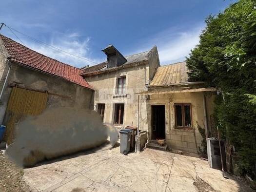 Maison à vendre 34 000 € 3 pièces 1 chambre 65 m² 800 m² de terrain Laon 02000