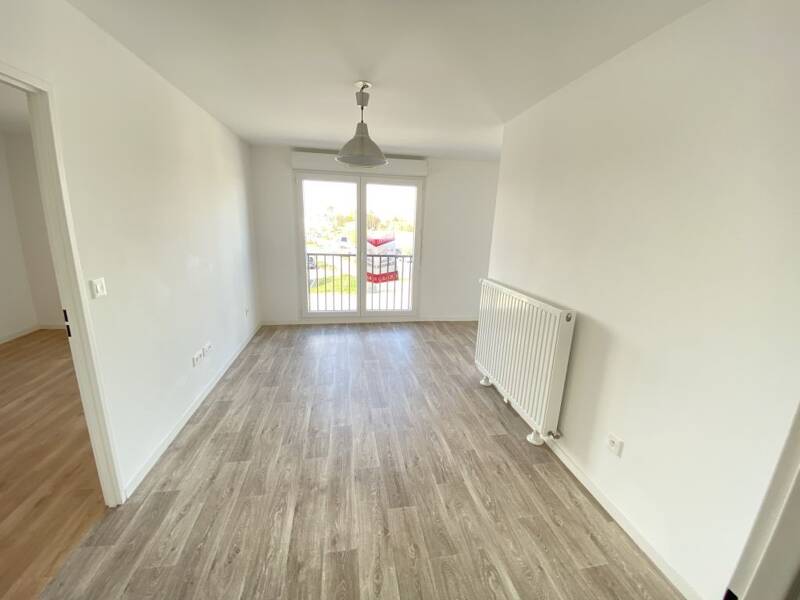 Maison à louer, 44m², BEZANNES