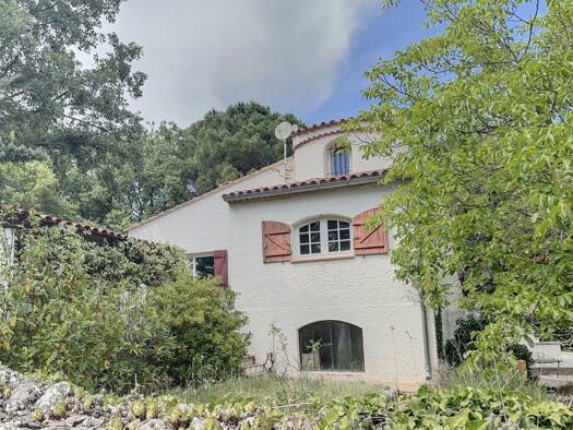 Villa à vendre 491 000 € 5 pièces 4 chambres 120 m² 6 128 m² de terrain Sud Sud Saint-Maximin-la-Sainte-Baume 83470