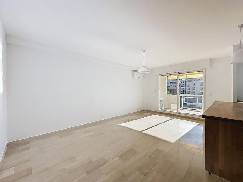 Maison à louer, 63m², MOUGINS