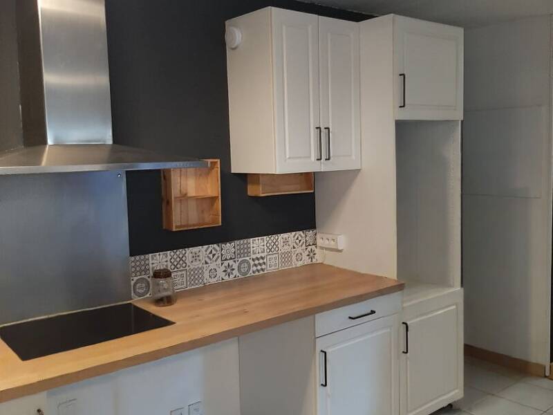 Maison à louer, 40m², SAINT JEAN D'ILLAC