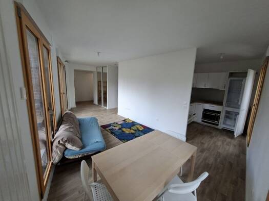 Appartement à louer 1 600 € 3 pièces 2 chambres 64 m² Centre Ville Est Ivry-sur-Seine 94200