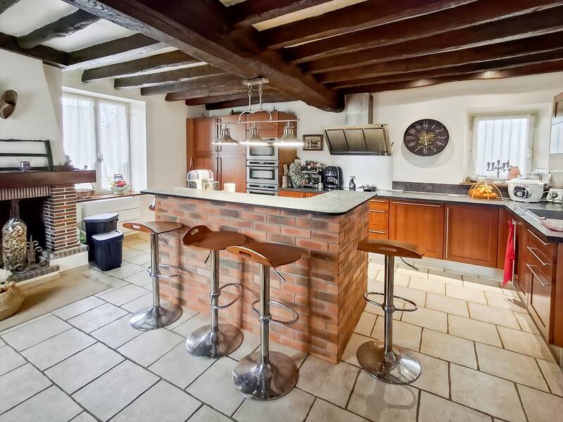 Maison à vendre, 161m², TREMBLAY LES VILLAGES