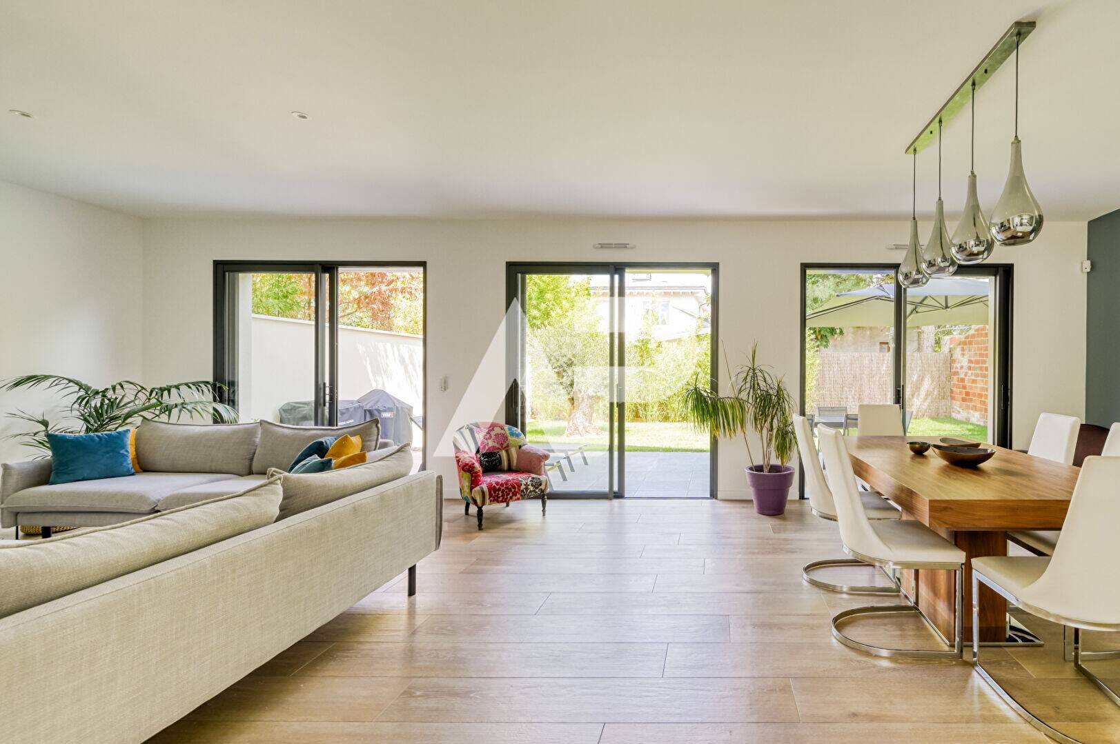 Maison à vendre, 200m², SEVRES