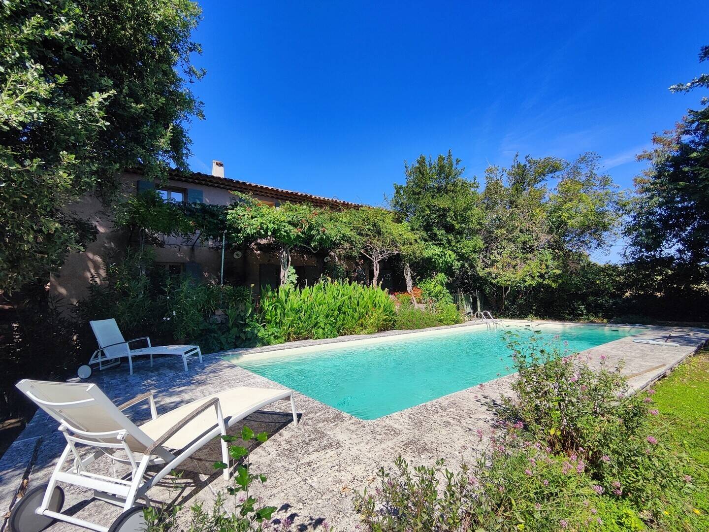 Maison à vendre, 245m², LA TOUR D'AIGUES