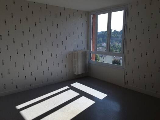 Appartement à louer 299 € 1 pièce 37 m² RDC Saint Pierre-Les Bordes Montbard 21500