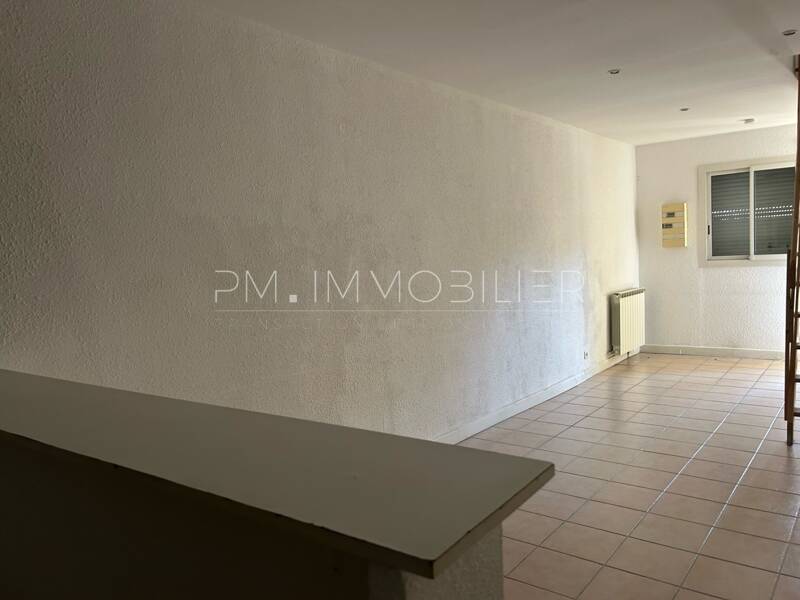 Maison à louer, 36m², MARSEILLE 8E