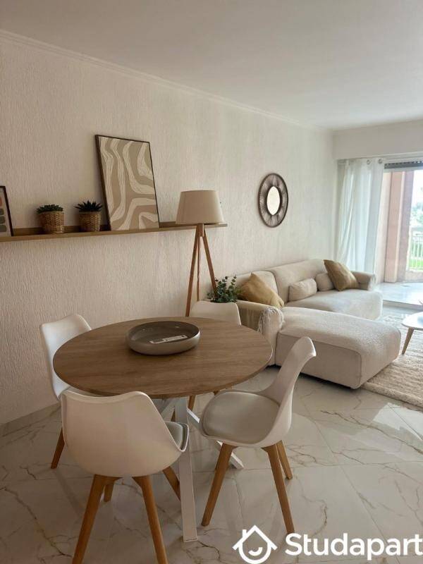 Maison à louer, 70m², ANTIBES