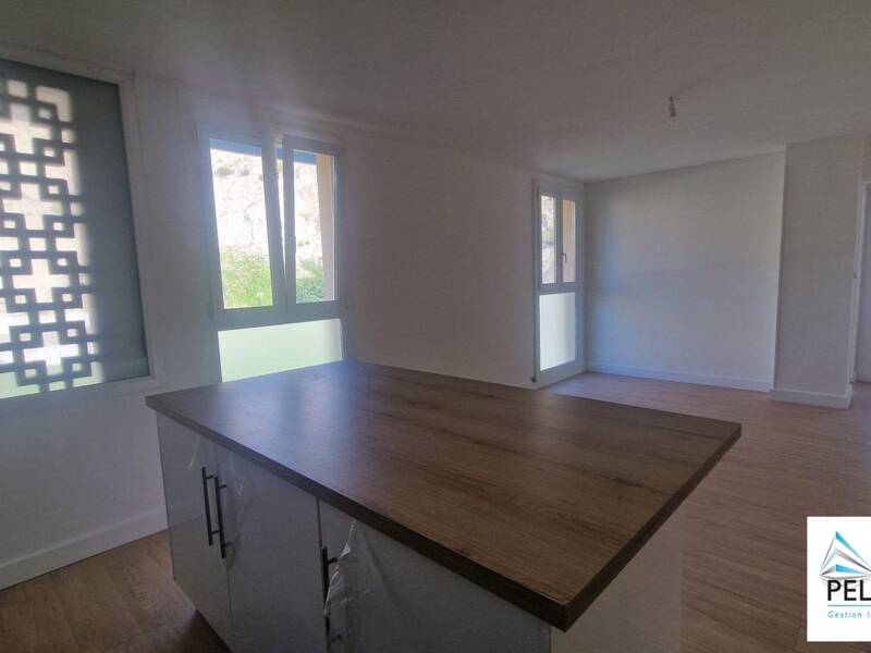 Maison à louer, 55m², MARSEILLE 7E