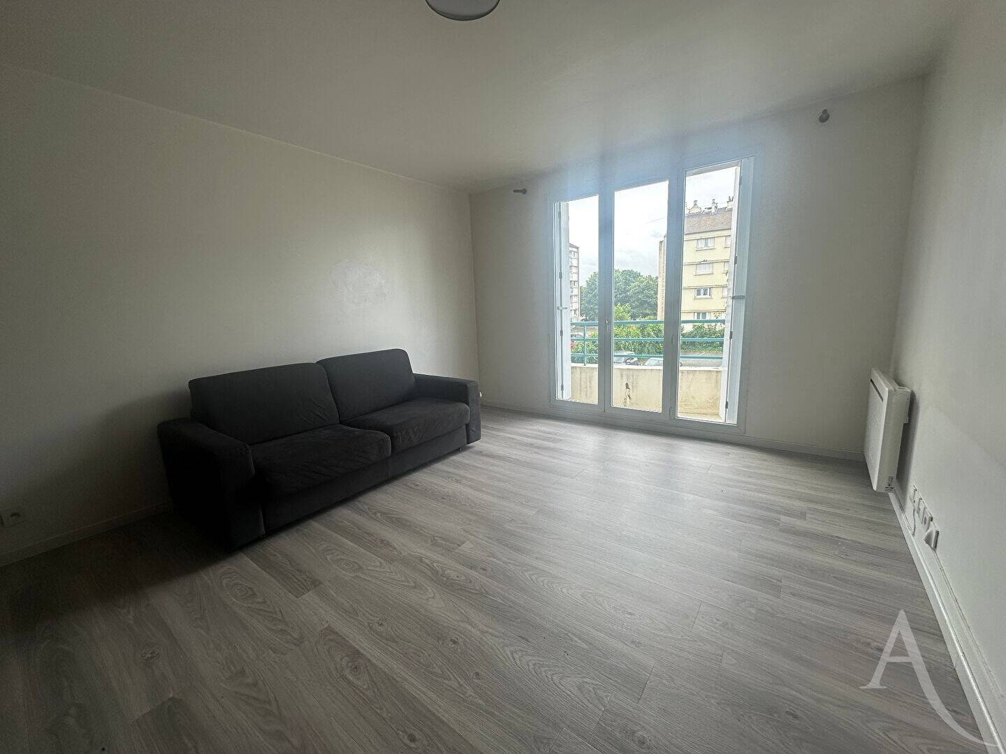 Maison à louer, 31m², MANTES LA JOLIE