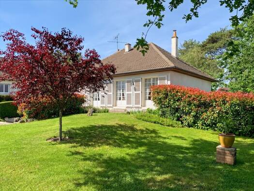 Maison à vendre 294 000 € 4 pièces 3 chambres 89 m² 1 403 m² de terrain La Ferté-Saint-Aubin 45240