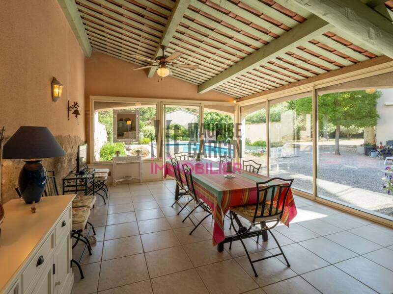 Maison à vendre, 289m², SAINT SATURNIN LES AVIGNON
