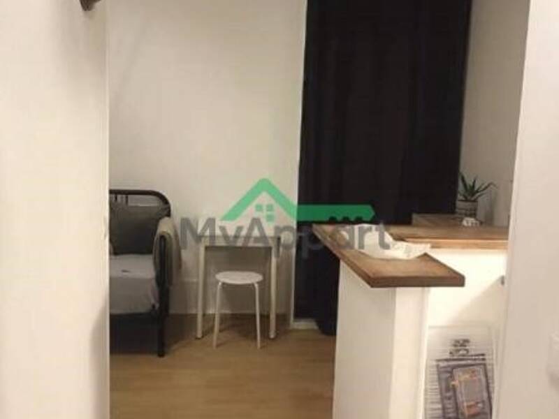 Maison à louer, 16m², PARIS 10E