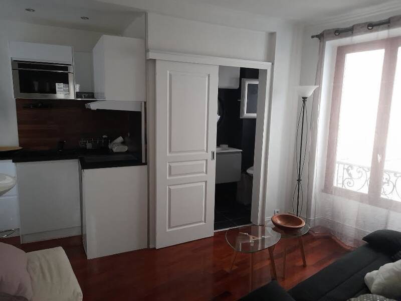 Maison à louer, 17m², PARIS 18E