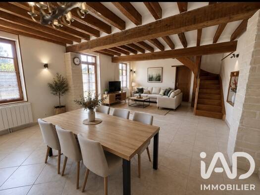 Maison à vendre 325 000 € 7 pièces 4 chambres 196 m² 1 281 m² de terrain Varennes-sur-Seine 77130