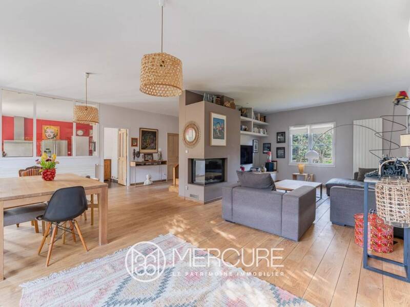 Maison à vendre, 207m², TASSIN LA DEMI LUNE