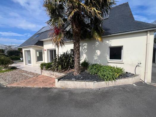 Maison à vendre 468 000 € 7 pièces 5 chambres 142 m² 1 243 m² de terrain Saint-Évarzec 29170