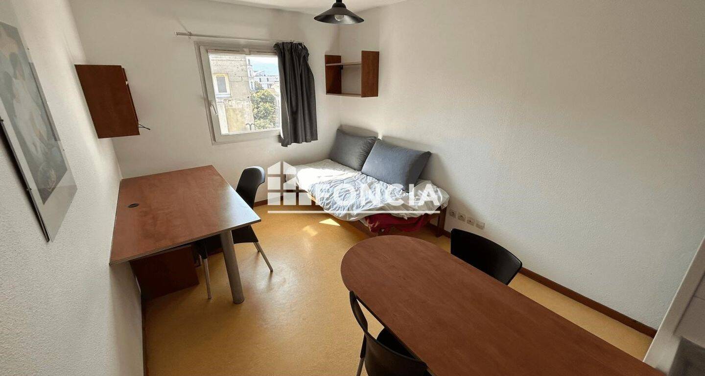 Maison à louer, 17m², VALENCE