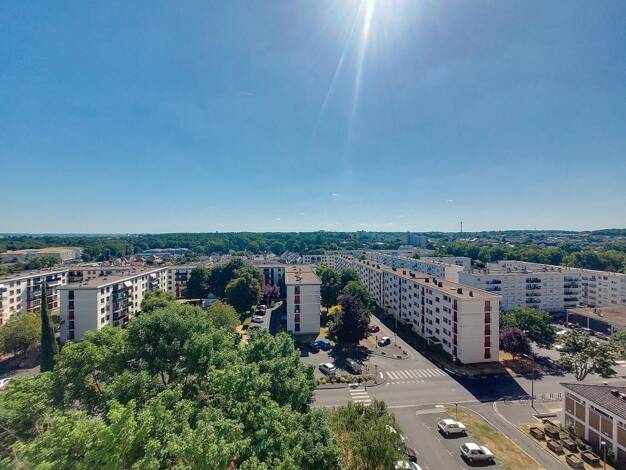 Appartement à vendre 66 000 € 1 pièce 34,6 m² Étage 8/10 Morier-Rigny-Pont Volant-Joué Centre Joué-Lès-Tours 37300