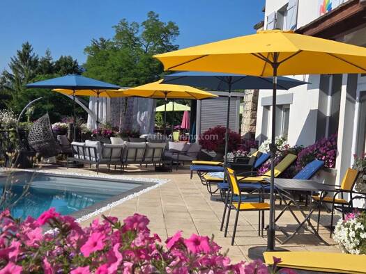 Maison à vendre 790 000 € 15 pièces 10 chambres 659,8 m² 7 878 m² de terrain Belmont-Luthézieu 01260