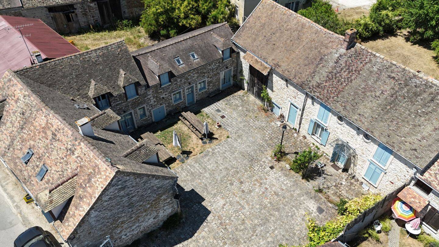 Maison à vendre, 480m², SAINT MARTIN EN BIERE