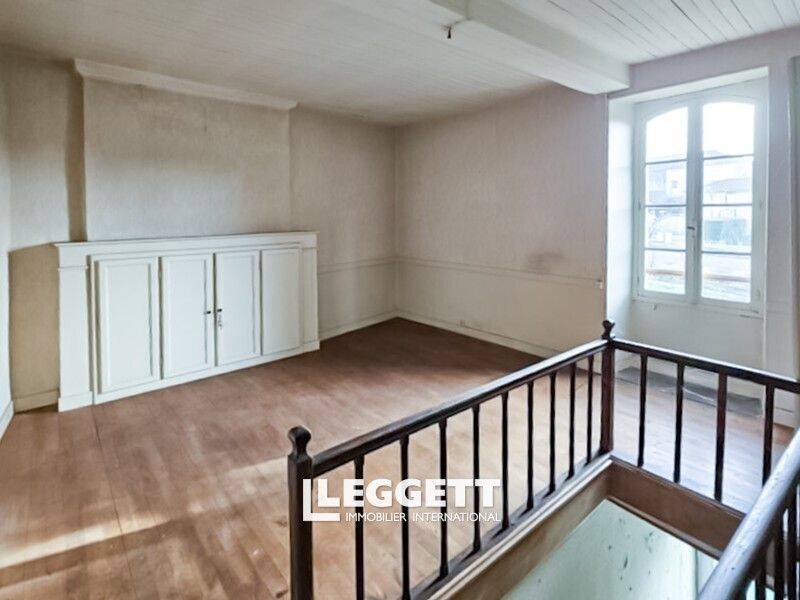Maison à vendre, 267m², CHAMPAGNAC DE BELAIR