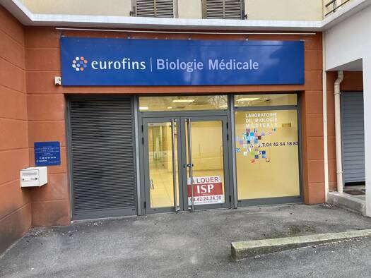 Local commercial à louer 1 990 € 114 m² de surface de vente Les Milles Aix-en-Provence 13100