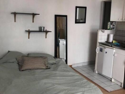 Appartement à louer 795 € 1 pièce 18 m² Étage 1/4 Montorgueil-Saint Denis Paris 2ème 75002