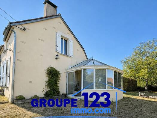 Maison à vendre 199 900 € 6 pièces 4 chambres 194,5 m² 2 631 m² de terrain Escamps 89240