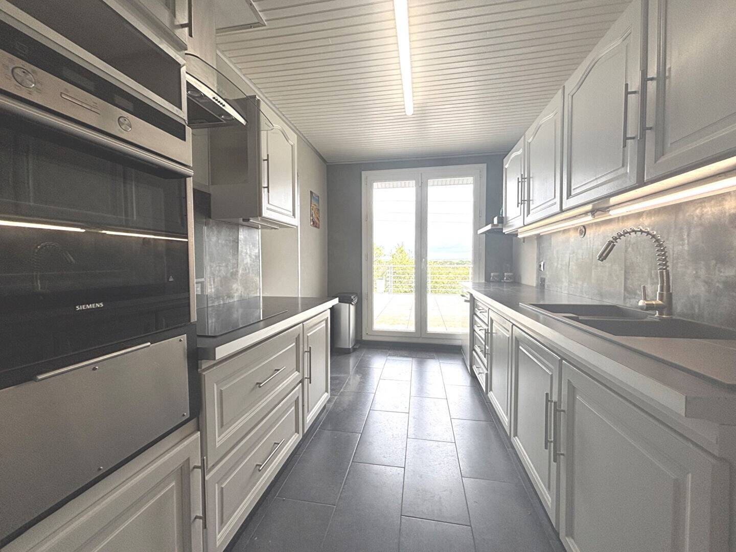 Maison à vendre, 130m², MONTOIS LA MONTAGNE