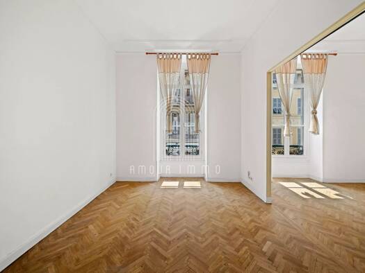 Appartement à vendre 546 000 € 4 pièces 2 chambres 87,58 m² Étage 1/4 Carabacel Nice 06000