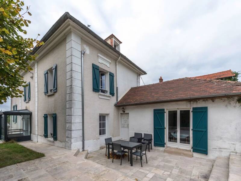 Maison à louer, 220m², CHALIFERT