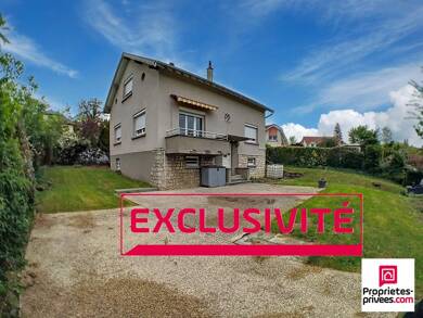 Maison à vendre 188 000 € 5 pièces 3 chambres 110 m² 712 m² de terrain Centre Ville Étupes 25460