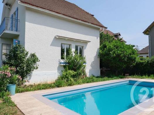 Maison à vendre 485 000 € 4 pièces 2 chambres 77,2 m² 374 m² de terrain Ambilly 74100