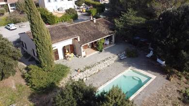 Villa à vendre 375 000 € 7 pièces 5 chambres 154 m² 1 643 m² de terrain Fox Amphoux 83670