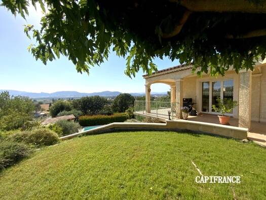 Maison à vendre 695 000 € 7 pièces 4 chambres 192 m² 2 006 m² de terrain Oraison 04700
