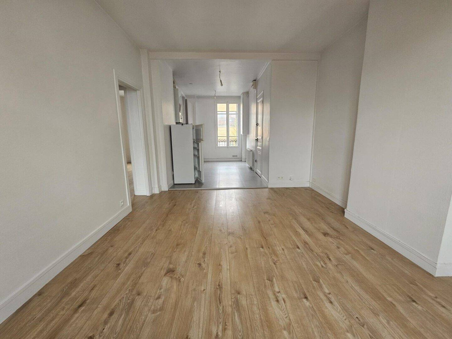 Maison à louer, 47m², COURBEVOIE